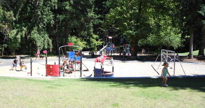 Photo of two playgrounds at Northacres Park